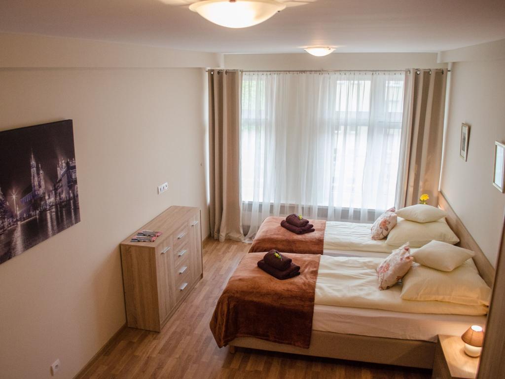 Royal Route 29 Comfort Rooms Krakow Exterior photo