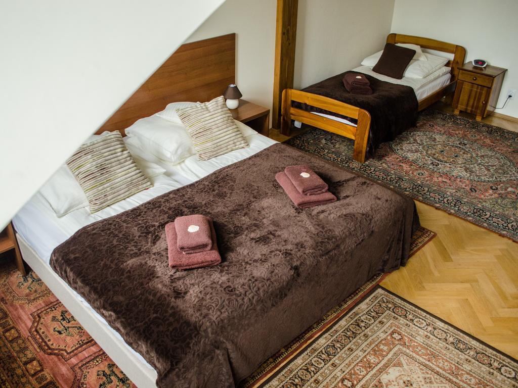 Royal Route 29 Comfort Rooms Krakow Exterior photo