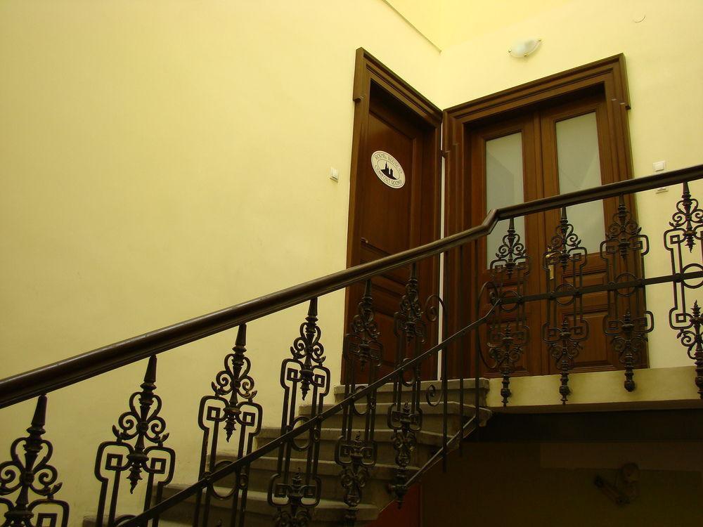 Royal Route 29 Comfort Rooms Krakow Exterior photo